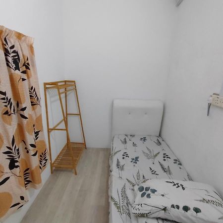 Hutton Lane Hostel Georgetown Экстерьер фото